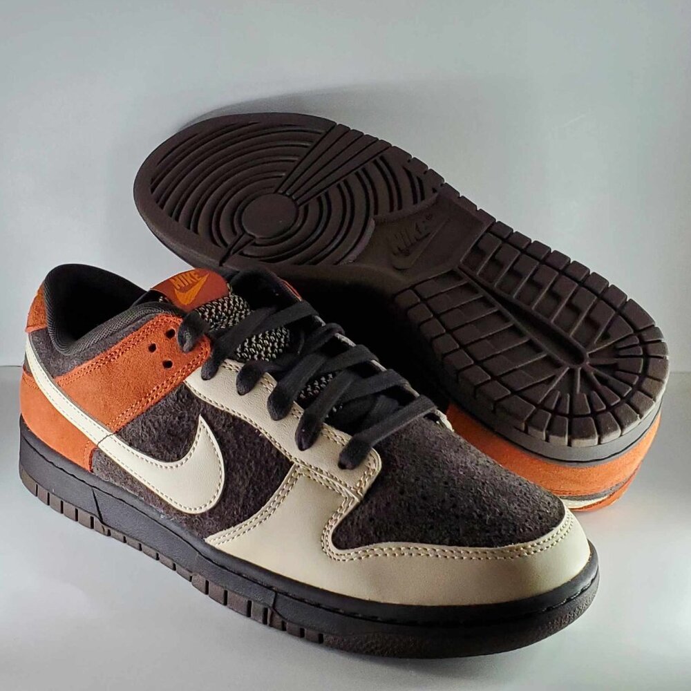 Nike Dunk Low (Red Panda)